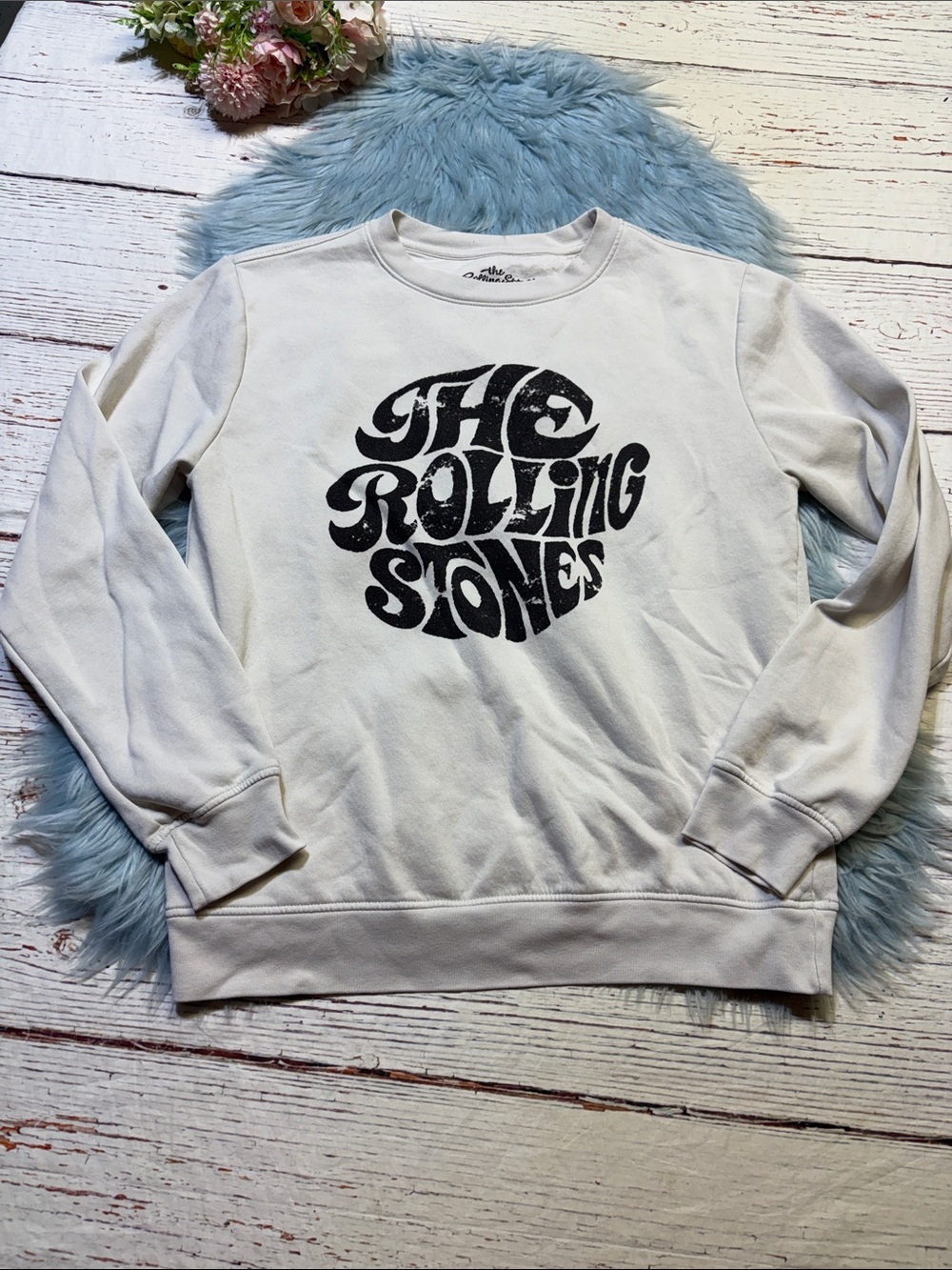 the Rolling Stones White Crewneck Sweatshirt with Black Logo Sz S